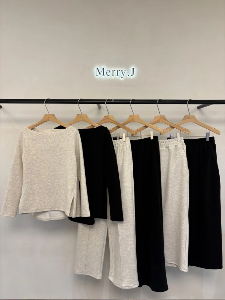 Merry J - Korean Women Fashion - #momslook - Eva Unbal Tee