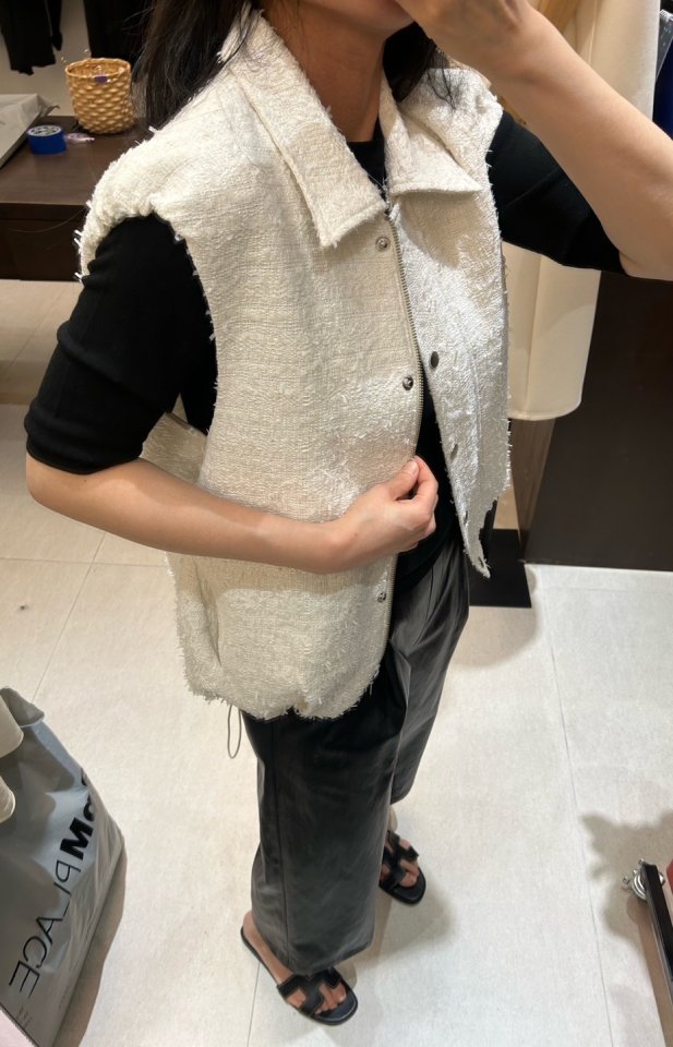 Merry J - Korean Women Fashion - #romanticstyle - Tweed Balloon Vest - 8
