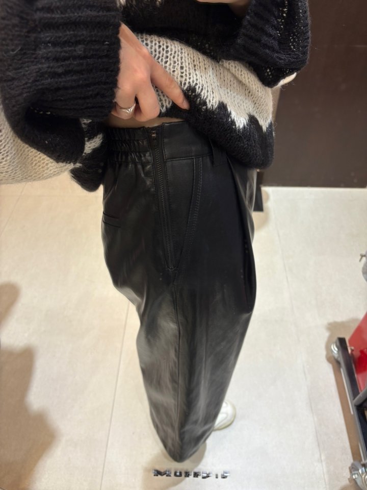 Merry J - Korean Women Fashion - #thelittlethings - Black Pants - 10