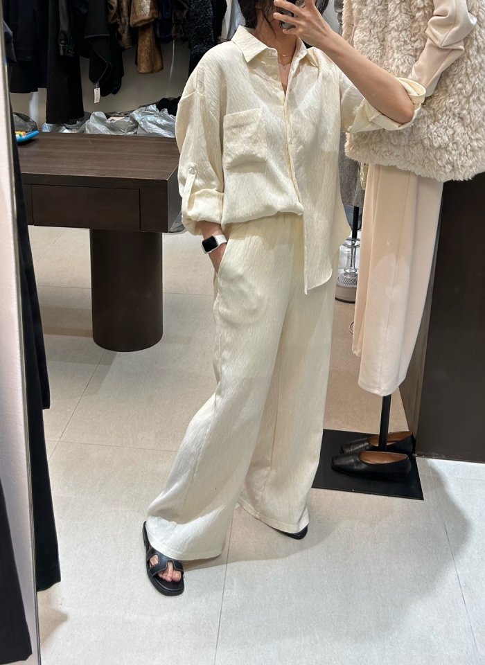 Merry J - Korean Women Fashion - #womensfashion - Panini Pleated Shirt - 2