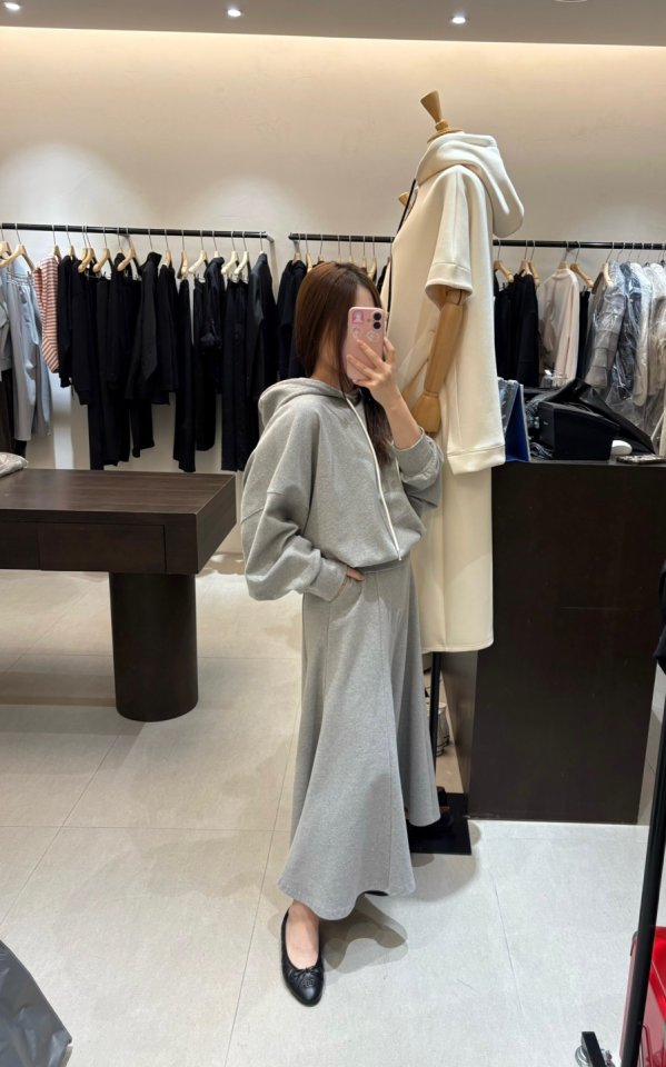 Merry J - Korean Women Fashion - #womensfashion - Jimmy Hole Pants - 8