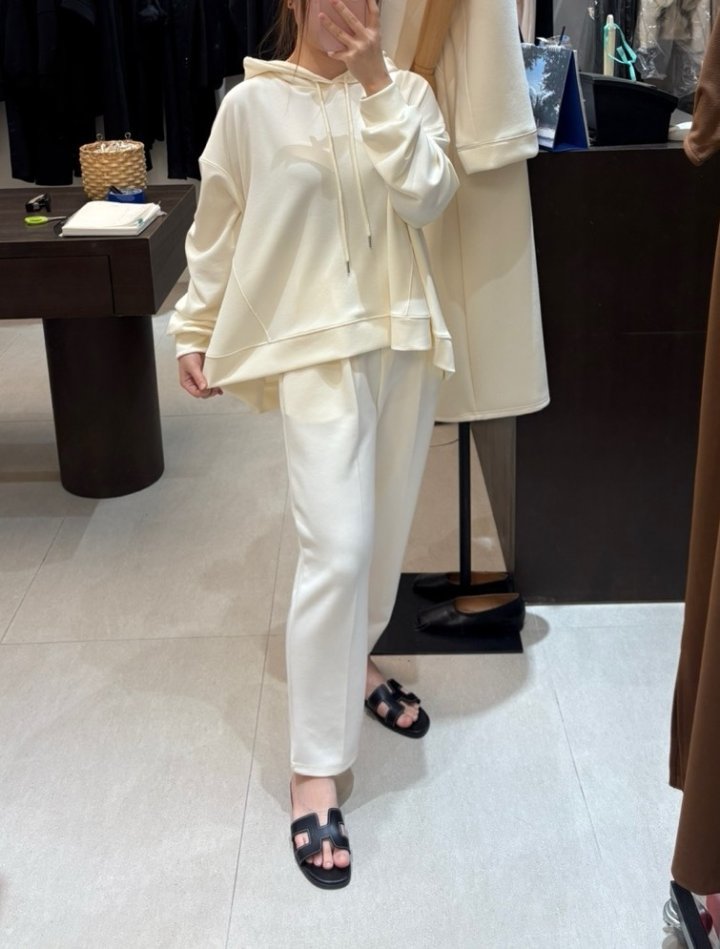 Merry J - Korean Women Fashion - #womensfashion - Onew Hoodie - 2