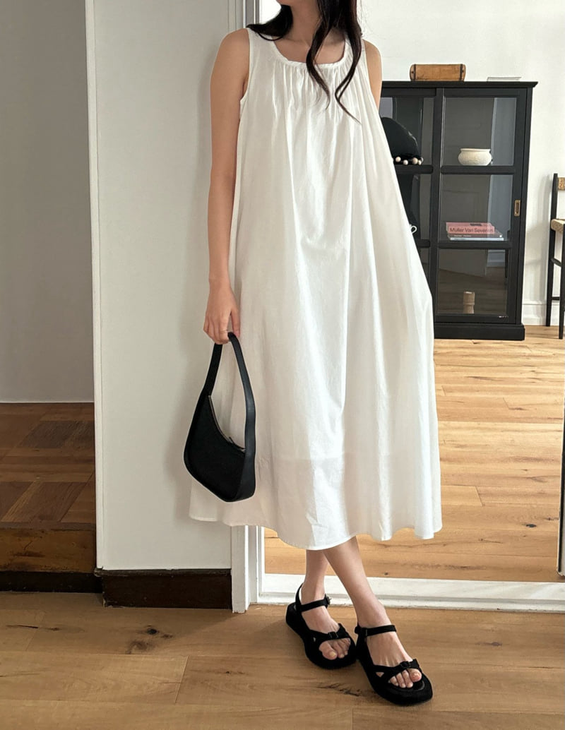 Moani - Korean Women Fashion - #vintageinspired - Cotton Shirring Sleeveless Dress - 9