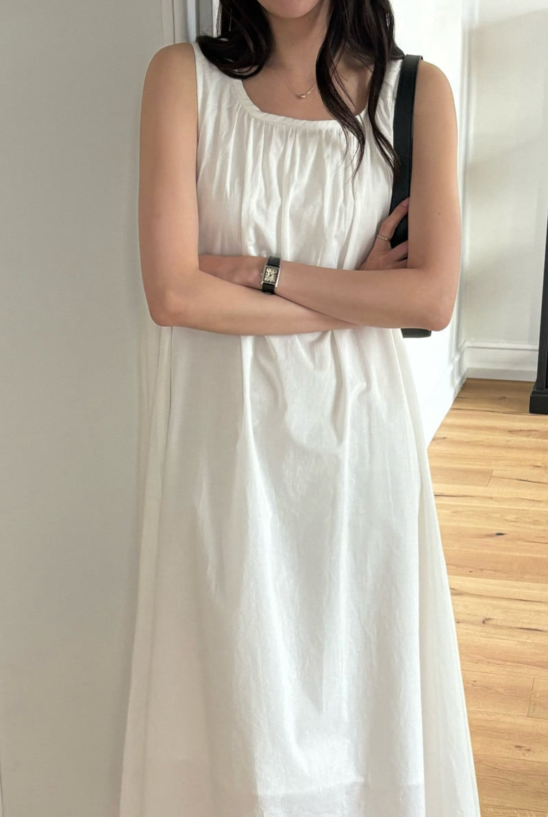 Moani - Korean Women Fashion - #vintagekidsstyle - Cotton Shirring Sleeveless Dress - 10