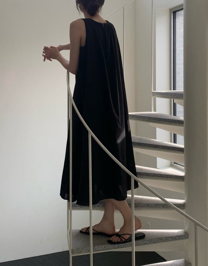 Moani - Korean Women Fashion - #womensfashion - Cotton Shirring Sleeveless Dress - 2