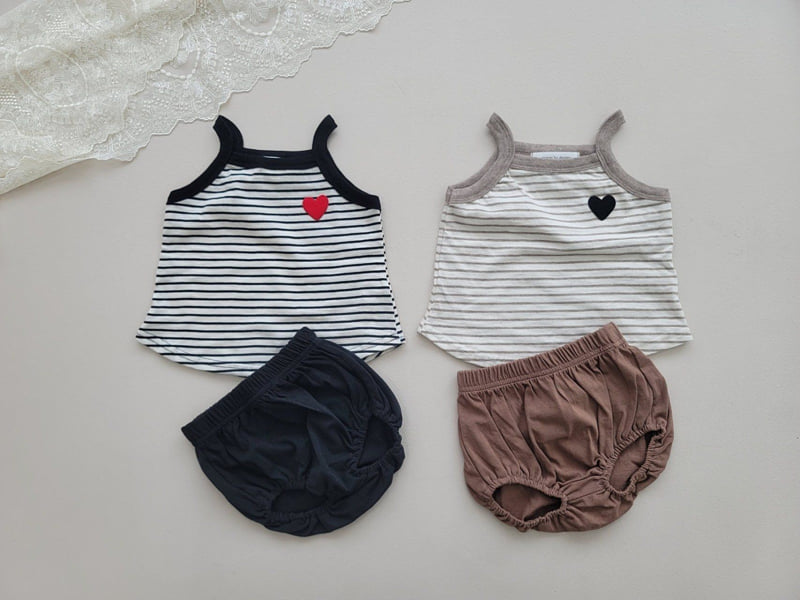 Moran - Korean Baby Fashion - #babyoutfit - Basic Sleeveless Bebe Top Bottom Set - 12