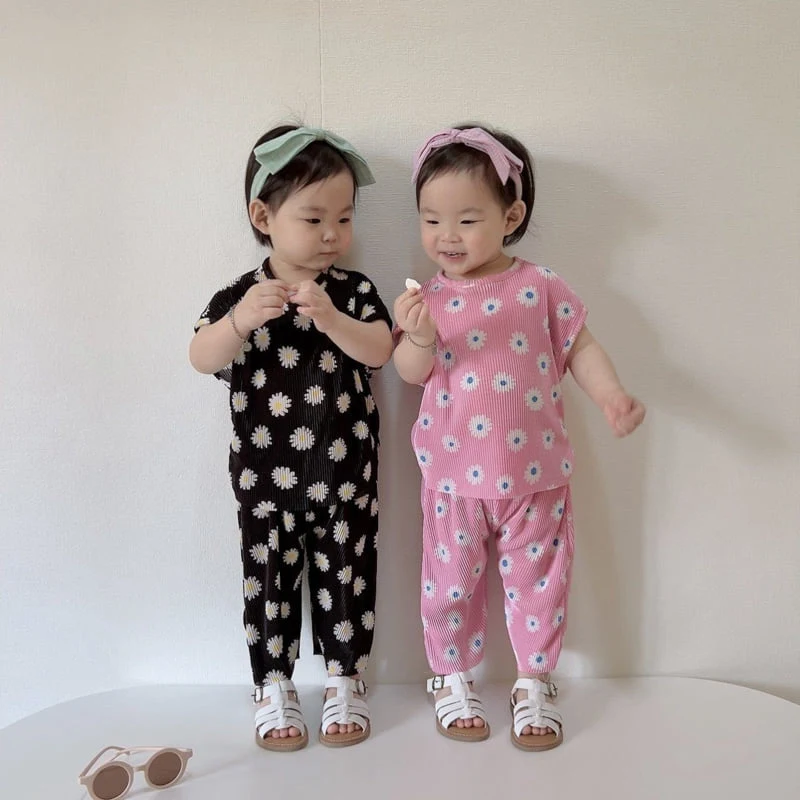 Moran - Korean Children Fashion - #discoveringself - Daisy Pleats Top Bottom Set - 4