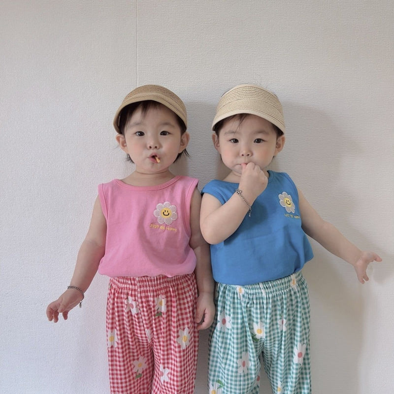 Moran - Korean Children Fashion - #kidsshorts - Happy Daisy Sleeveless - 9