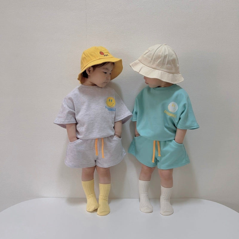 Moran - Korean Children Fashion - #kidzfashiontrend - Good Smile Top Bottom Set - 3