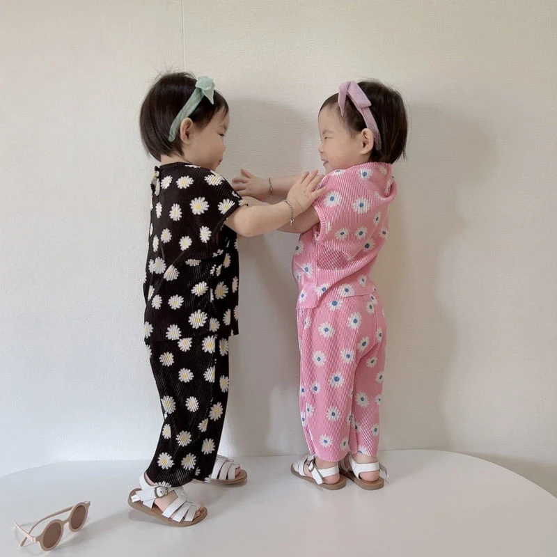 Moran - Korean Children Fashion - #littlefashionista - Daisy Pleats Top Bottom Set - 9