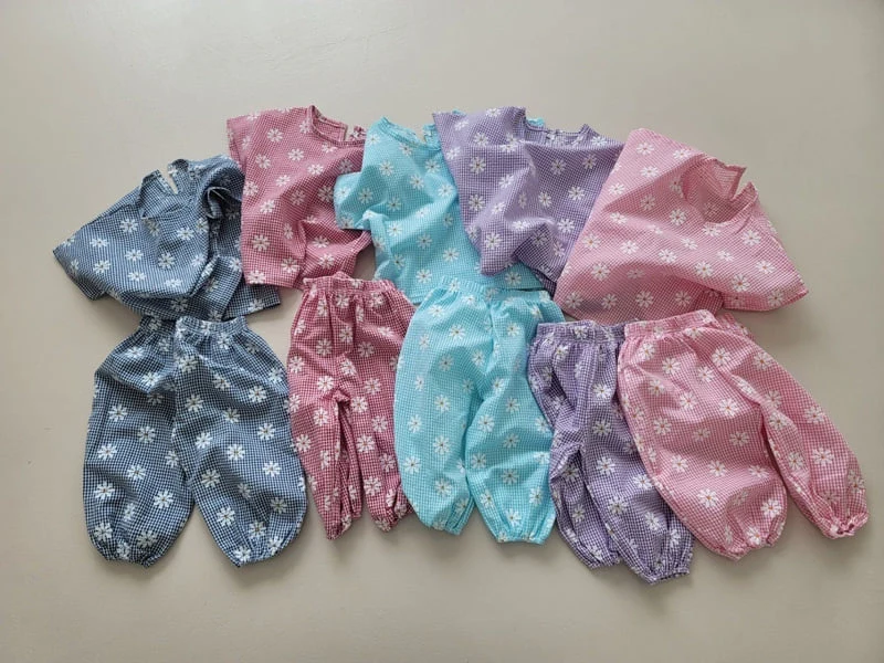 Moran - Korean Children Fashion - #minifashionista - Daisy Top Bottom Set - 10
