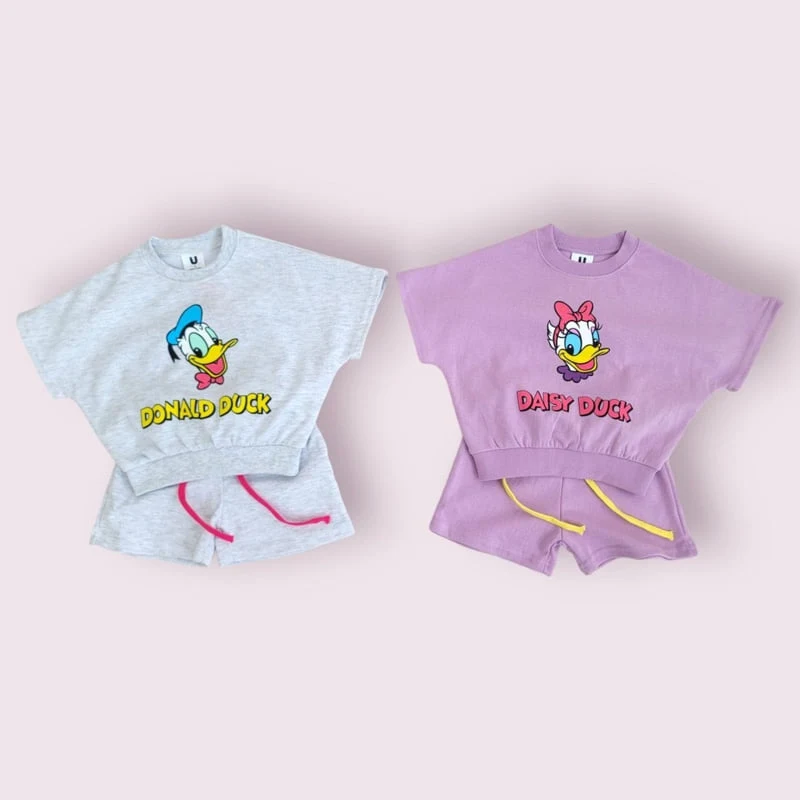 Moran - Korean Children Fashion - #prettylittlegirls - Retro Disney Top Bottom Set - 3