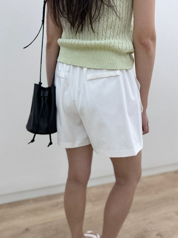 Most - Korean Women Fashion - #momslook - Two-pocket Half Pants - 3