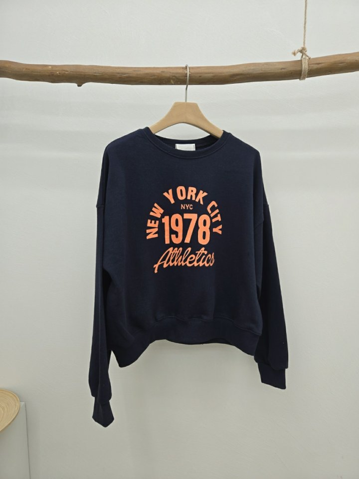 Most - Korean Women Fashion - #thelittlethings - New York Sweatshirts - 2