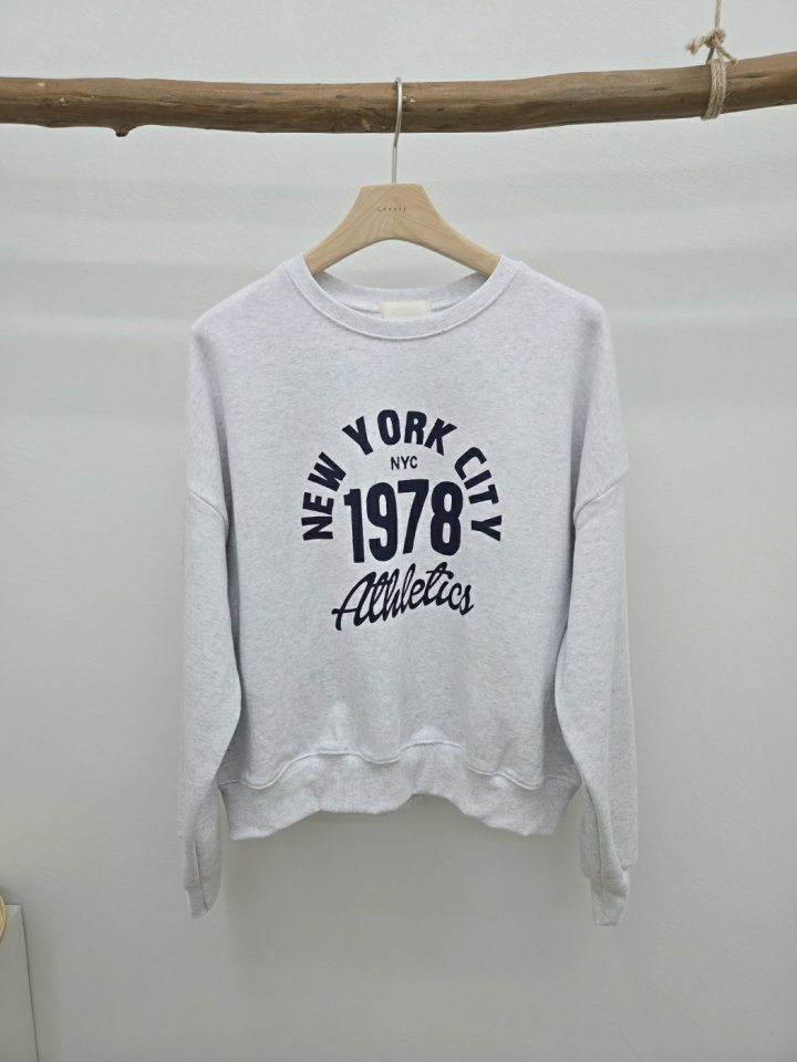 Most - Korean Women Fashion - #momslook - New York Sweatshirts - 4