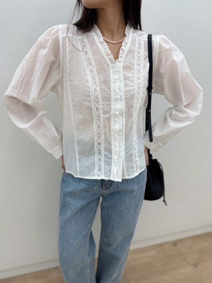 Most - Korean Women Fashion - #womensfashion - Frill Blouse - 5