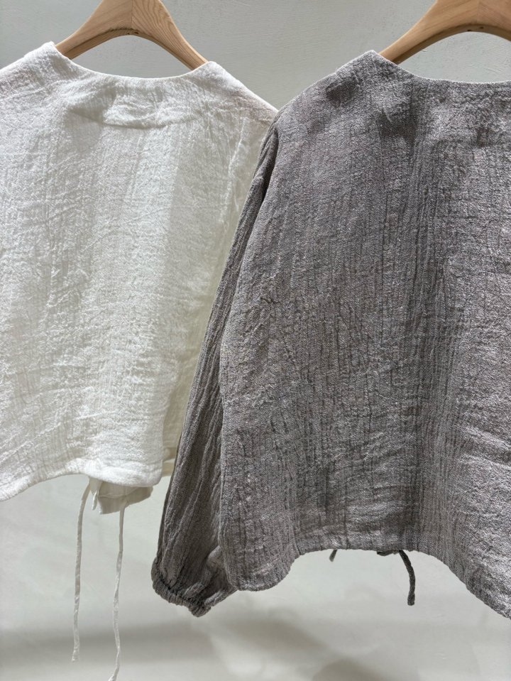 Ohao - Korean Women Fashion - #restrostyle - Almond Blouse - 4
