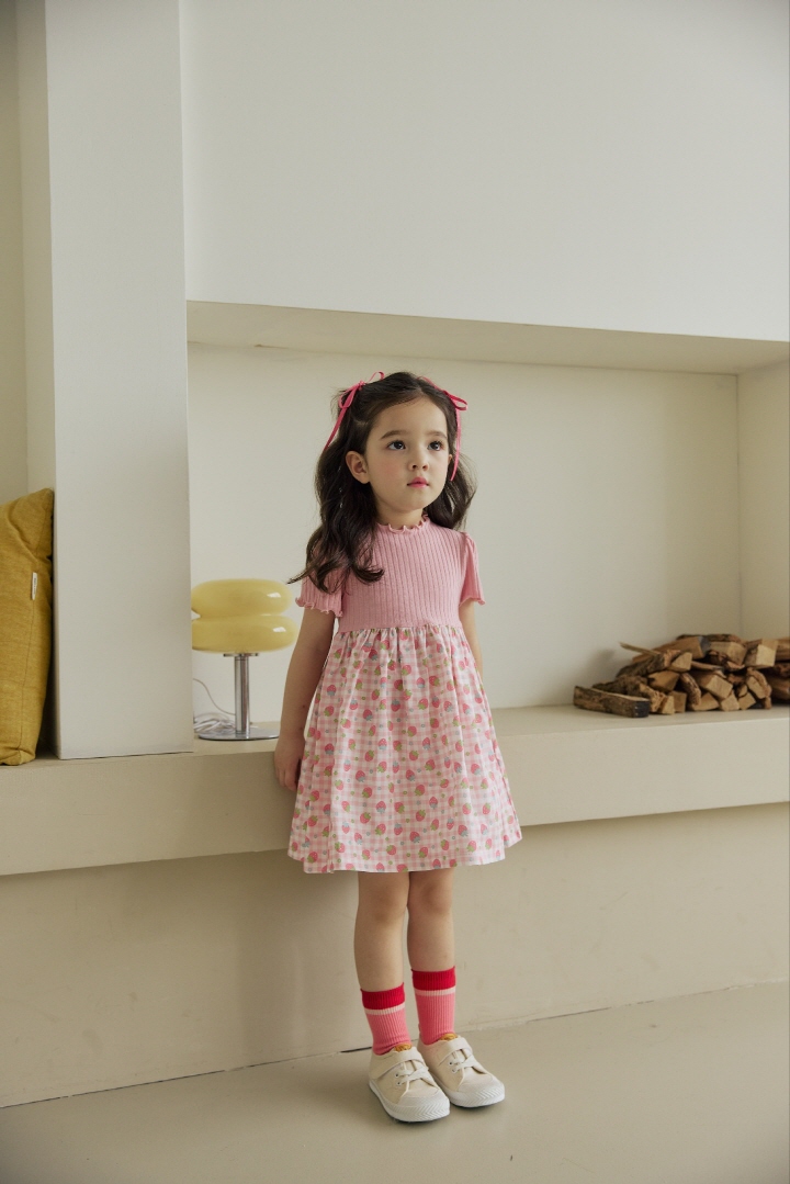 Orange Mom - Korean Children Fashion - #designkidswear - Interlock Strawberry Raglan One-piece