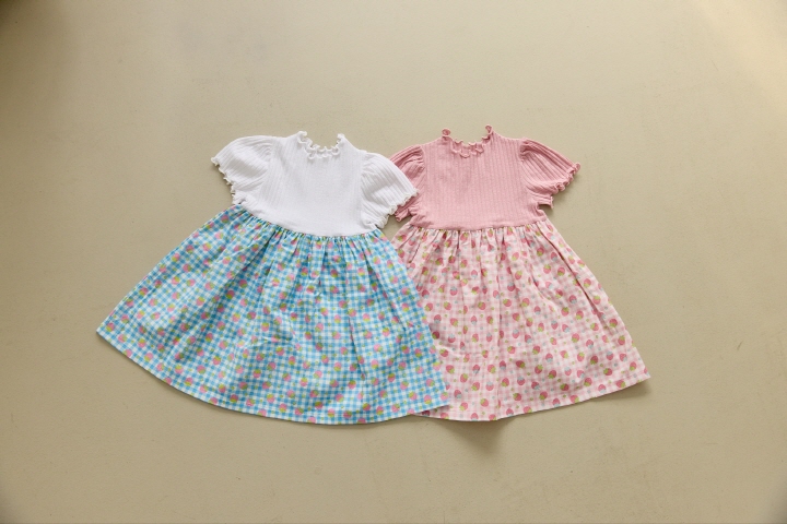 Orange Mom - Korean Children Fashion - #fashionkids - Interlock Strawberry Raglan One-piece - 3