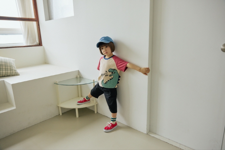 Orange Mom - Korean Children Fashion - #kidsstore - Horn Dino Raglan Tee - 7