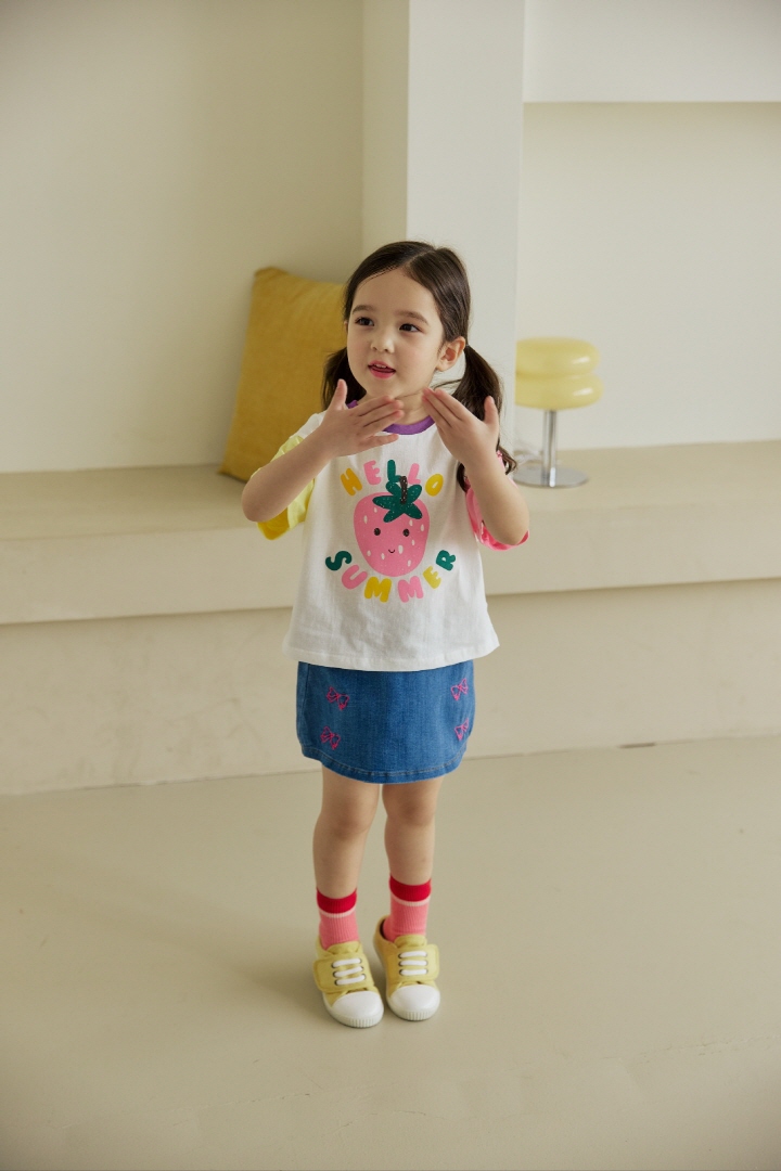 Orange Mom - Korean Children Fashion - #littlefashionista - Raglan Strawberry Tee - 11