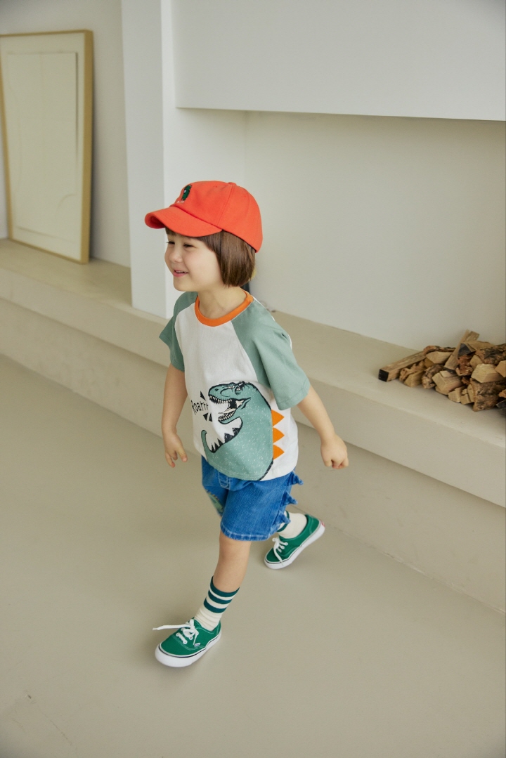 Orange Mom - Korean Children Fashion - #magicofchildhood - Horn Dino Raglan Tee - 11