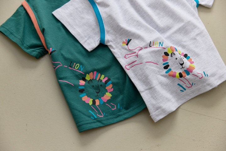Orange Mom - Korean Children Fashion - #todddlerfashion - Neon Lion Tee - 4