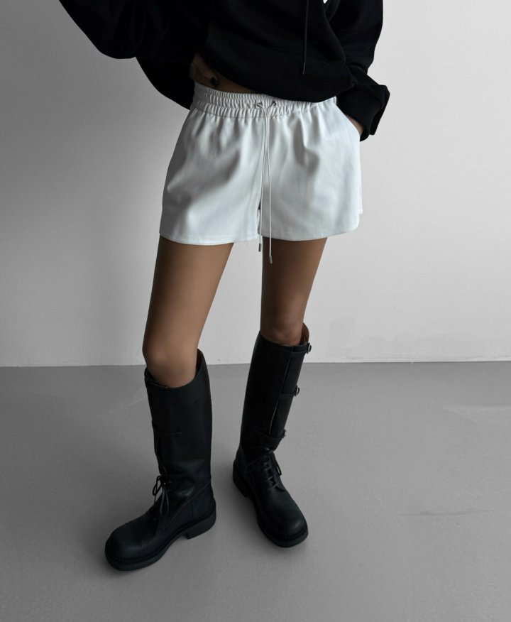 Paper Moon - Korean Women Fashion - #momslook - Casual shorts - 3