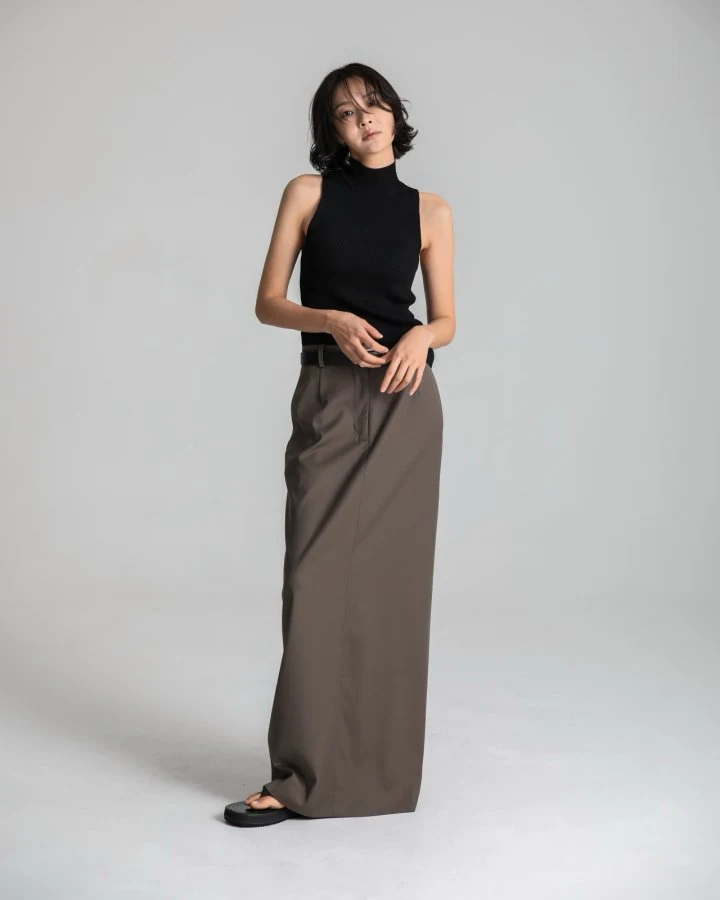 Paper Moon - Korean Women Fashion - #momslook - High Neck Ribbed Sleeveless Cropped Knit Top