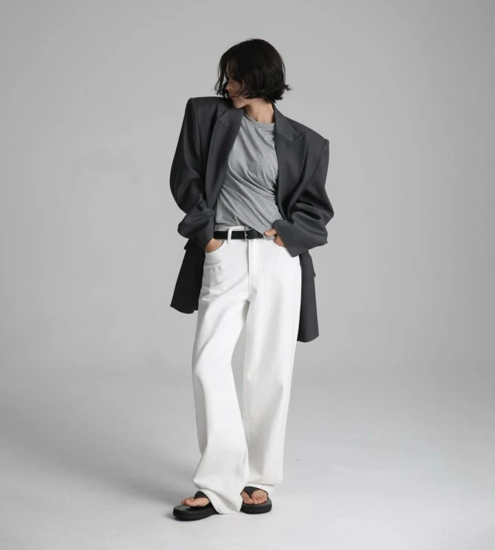 Paper Moon - Korean Women Fashion - #momslook - Tailroed Oversized Double Breasted Button Blazer - 2