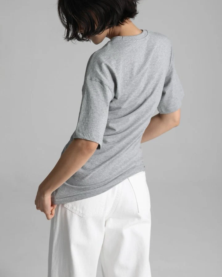 Paper Moon - Korean Women Fashion - #restrostyle - Twist Draped Side Line Detail Tee - 5