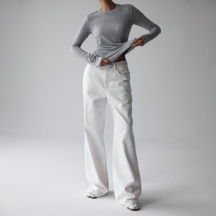 Paper Moon - Korean Women Fashion - #momslook - Classic Long Sleeved Sheer Slub Crewneck Tee - 4