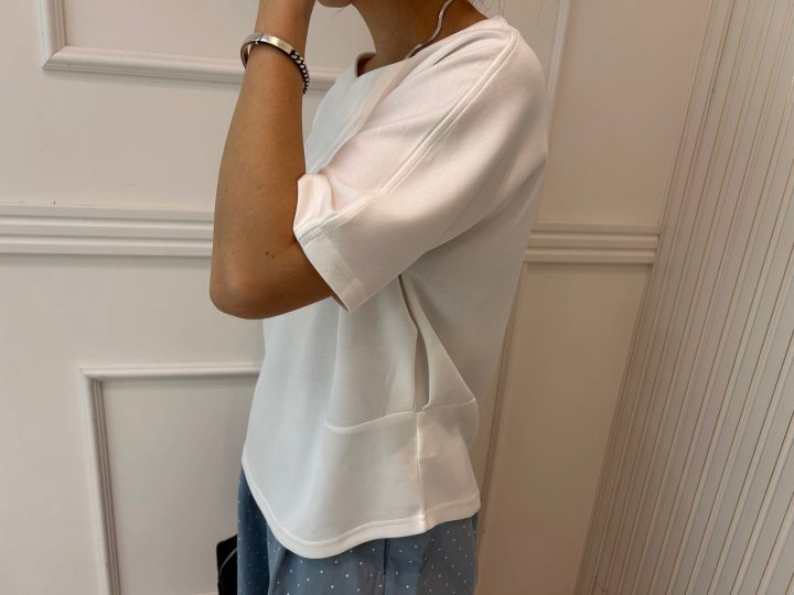 Pearls room - Korean Women Fashion - #momslook - Cut Tee - 3