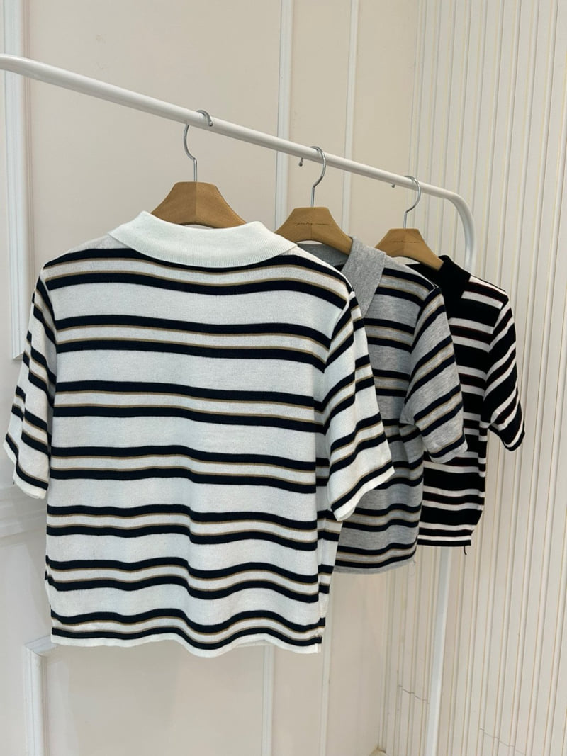 Pearls room - Korean Women Fashion - #momslook - Stripe Collar Tee - 12