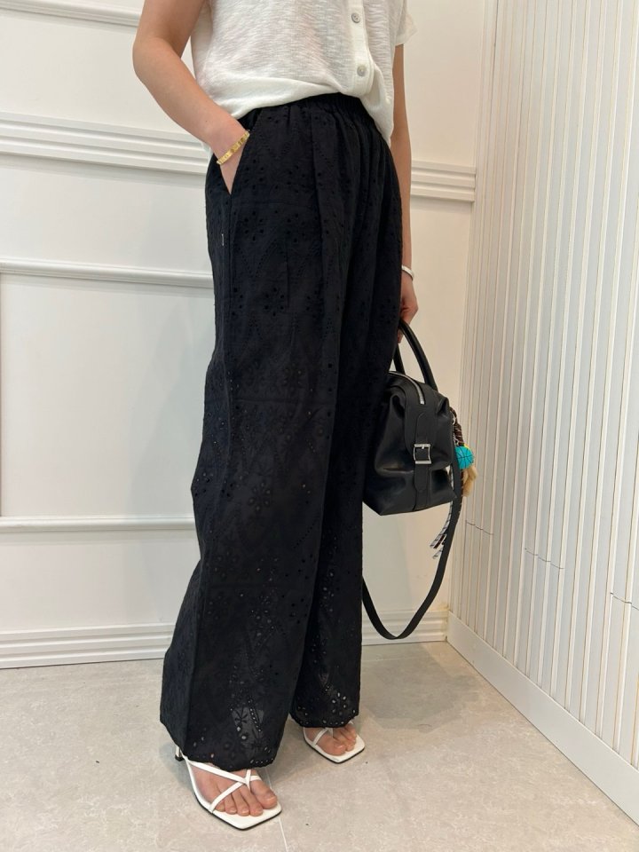 Pearls room - Korean Women Fashion - #momslook - Lace Slacks - 9