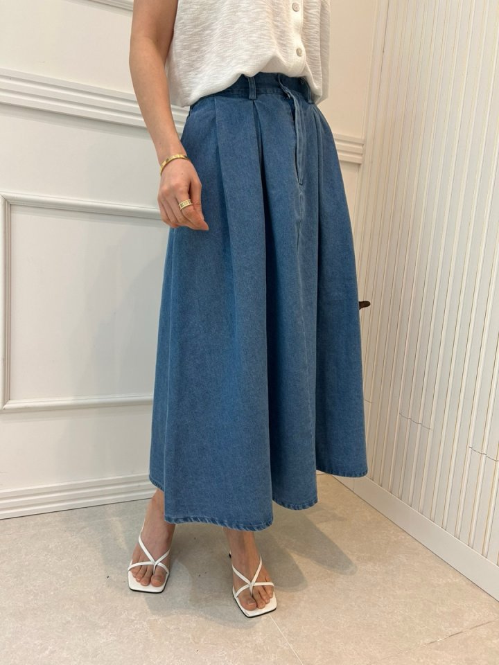 Pearls room - Korean Women Fashion - #momslook - Pintuck Denim Skirt