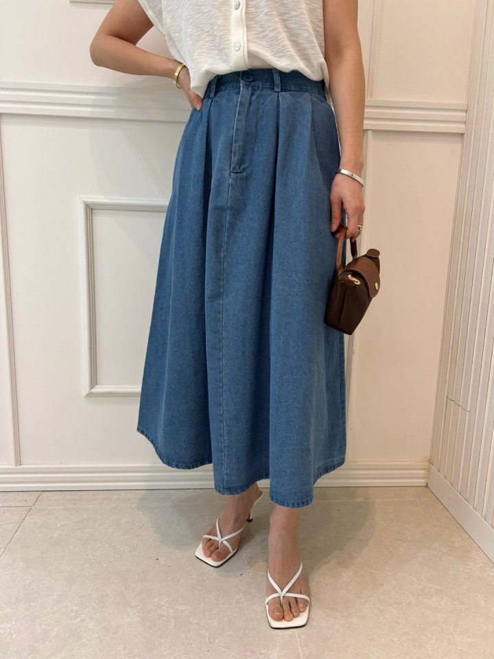 Pearls room - Korean Women Fashion - #momslook - Pintuck Denim Skirt - 3