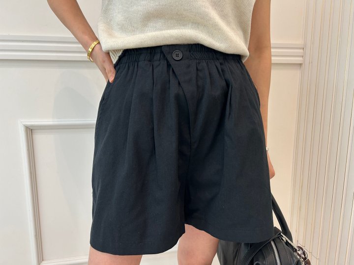 Pearls room - Korean Women Fashion - #momslook - Daily Shorts - 11