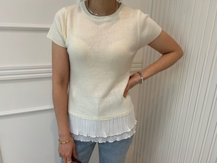 Pearls room - Korean Women Fashion - #momslook - Pleats Tee - 7