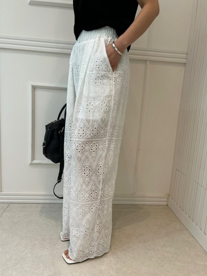 Pearls room - Korean Women Fashion - #momslook - Lace Slacks - 4