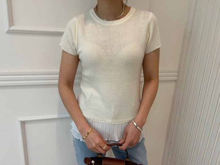 Pearls room - Korean Women Fashion - #momslook - Pleats Tee - 4