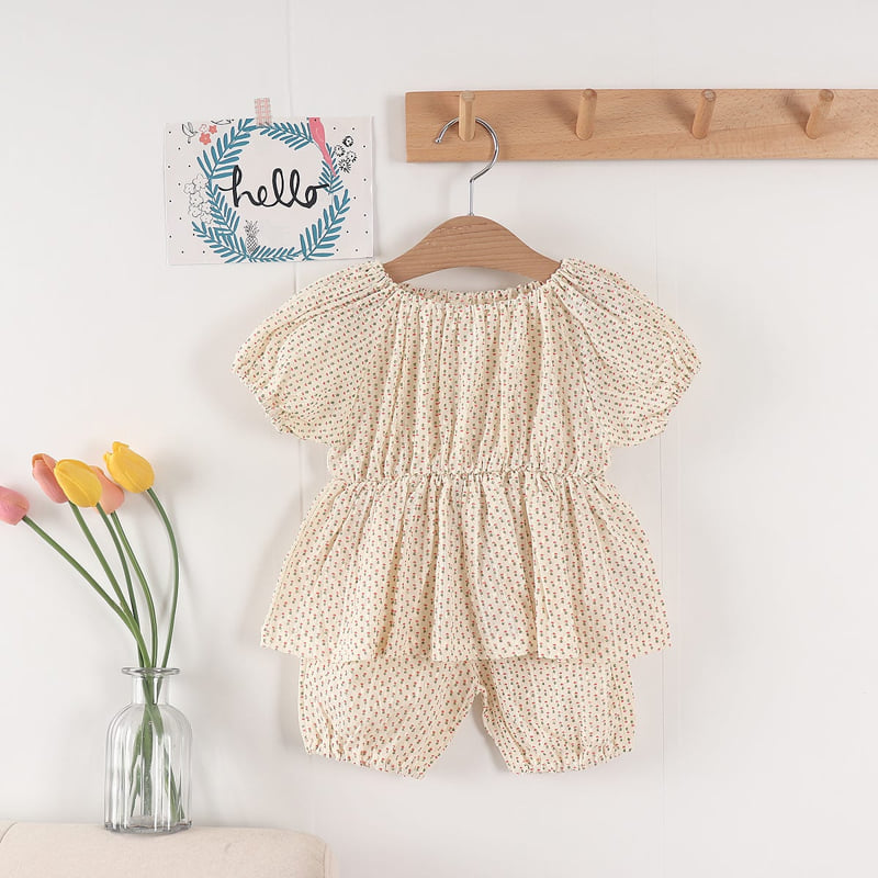 Pepper Mint - Korean Children Fashion - #prettylittlegirls - Small Flower Blouse Top Bottom Set - 3