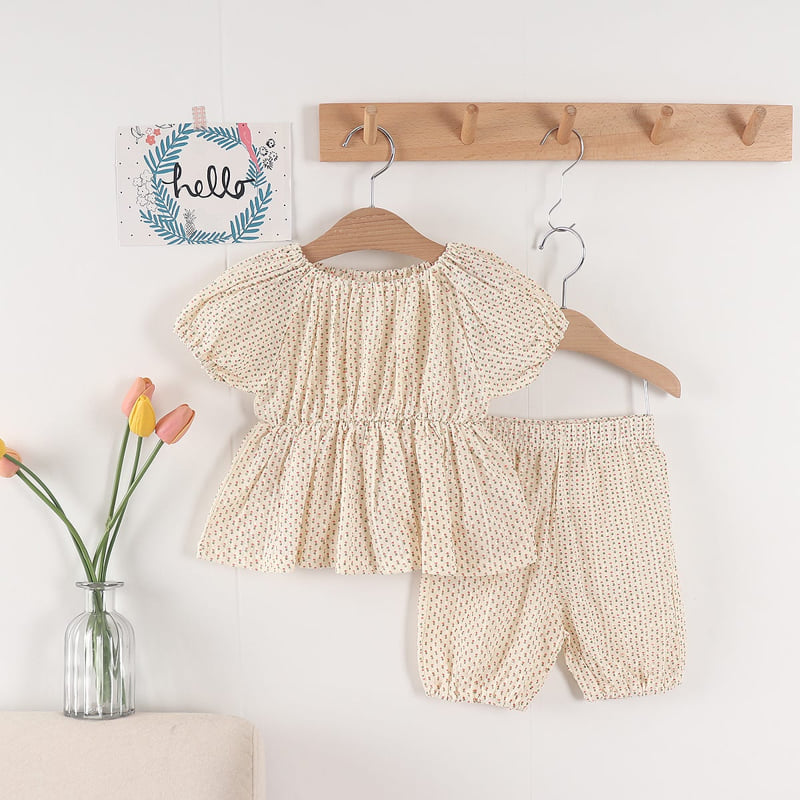 Pepper Mint - Korean Children Fashion - #prettylittlegirls - Small Flower Blouse Top Bottom Set - 4