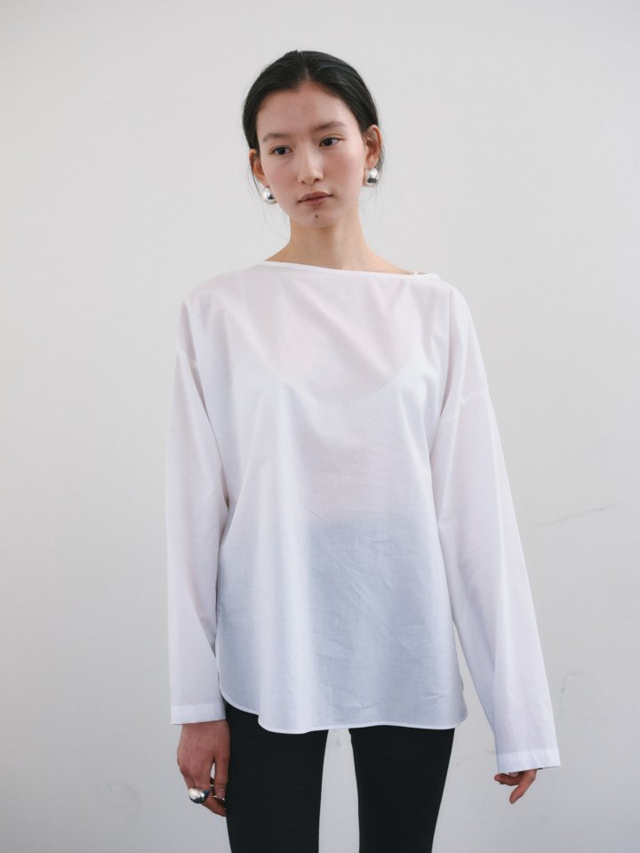 Roomk - Korean Women Fashion - #momslook - Back V Blouse - 3