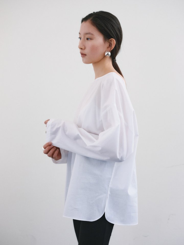 Roomk - Korean Women Fashion - #momslook - Back V Blouse - 5