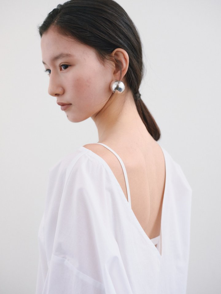 Roomk - Korean Women Fashion - #momslook - Back V Blouse - 9