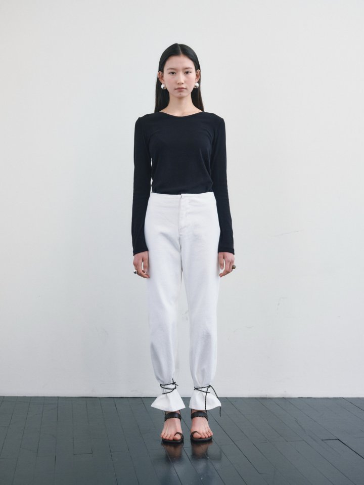 Roomk - Korean Women Fashion - #momslook - Long Sleeved Tee - 9