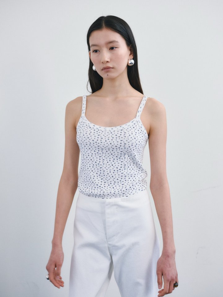 Roomk - Korean Women Fashion - #momslook - Leave Sleeveless Top - 3