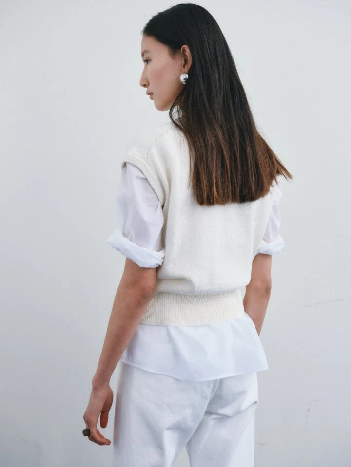 Roomk - Korean Women Fashion - #vintagekidsstyle - V Neck Knit Top - 4
