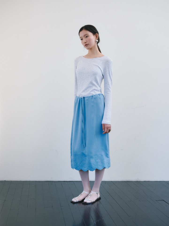 Roomk - Korean Women Fashion - #thatsdarling - Embroidery Skirt - 2